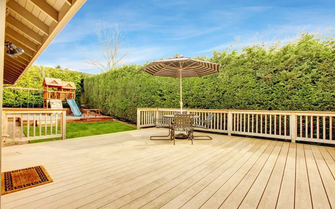 6 Types of Popular Decking Materials
